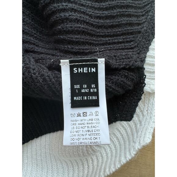 SHEIN Bundle 2 Crop Knit Tanks Tops Black White Size Large Women’s Tops V-Neck - Picture 8 of 8